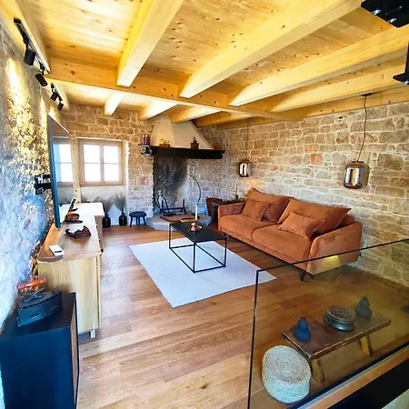 Casa Eddy Дом отдыха Бале